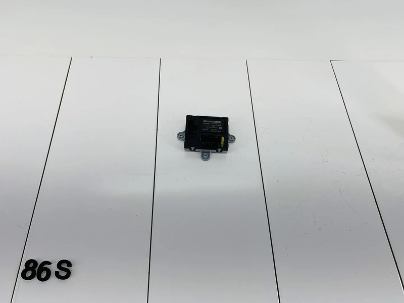 10-17 VOLVO XC60 FRONT RIGHT PASSENGER SIDE DOOR CONTROL COMPUTER MODULE OEM