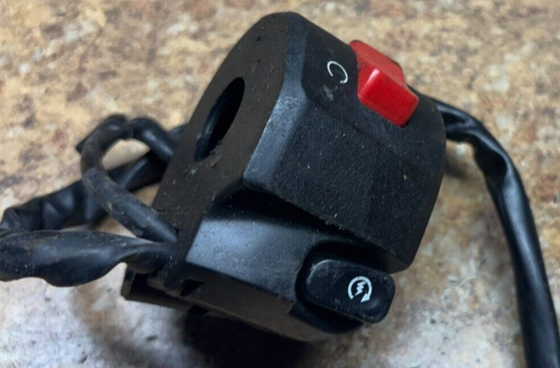 2009 Kawasaki Ninja EX650C EX650 EX 650 650C Right Switches Start Button Kill D8