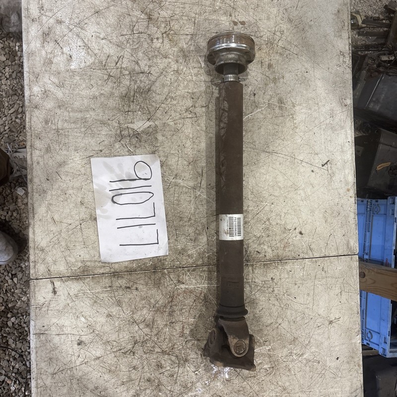 2001 - 2003 Dodge Durango 4.7 5.9 V8 Front Driveshaft 52105982AC