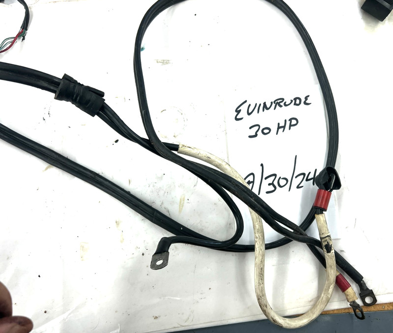 Johnson 25-60 hp outboard 582996 Battery to Motor Cable / Lead Evinrude 84"