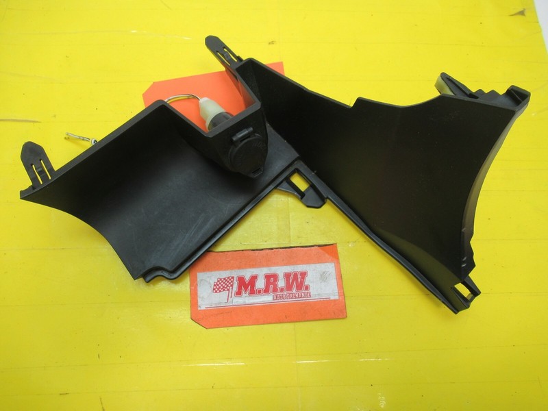 CONSOLE DASH TRIM POWER OUTLET 12V PORT CELL PHONE CHARGER PANEL 11-16 SCION tC