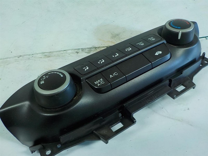 2012 Honda CR-V Temperature AC heater climate control LX MODEL 79500-T0A-A01ZA