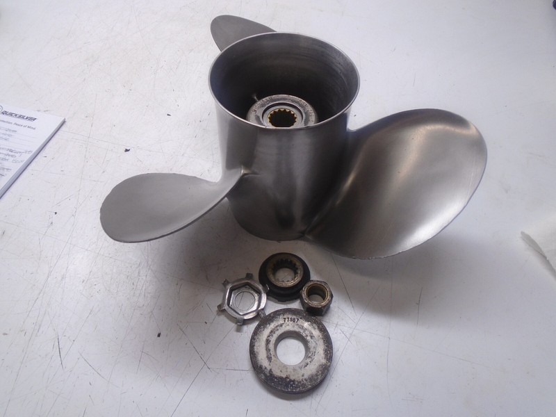 K1 Michigan Wheel 14 x 19 RH Stainless Steel Boat Propeller SSM-249-C