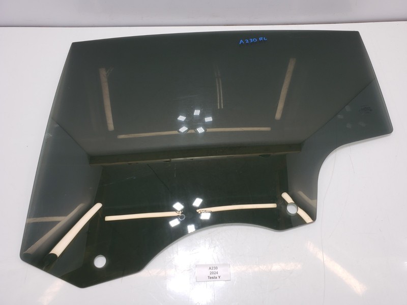 ✅ 20-24 OEM Tesla Model Y Rear Left Driver Side Door Window Glass Tinted