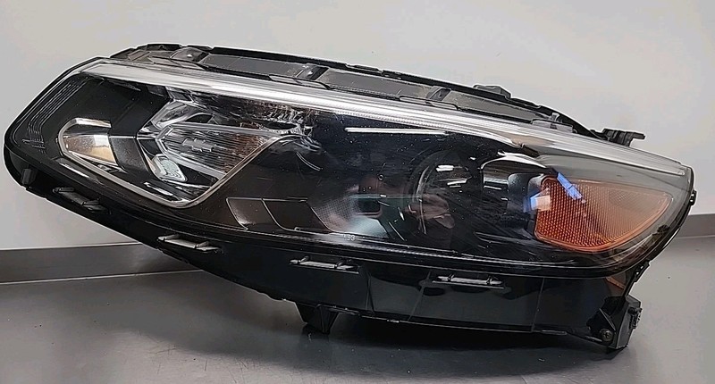 2016 2017 2018 Chevrolet Malibu Driver Left Halogen Headlight Assembly LH OEM