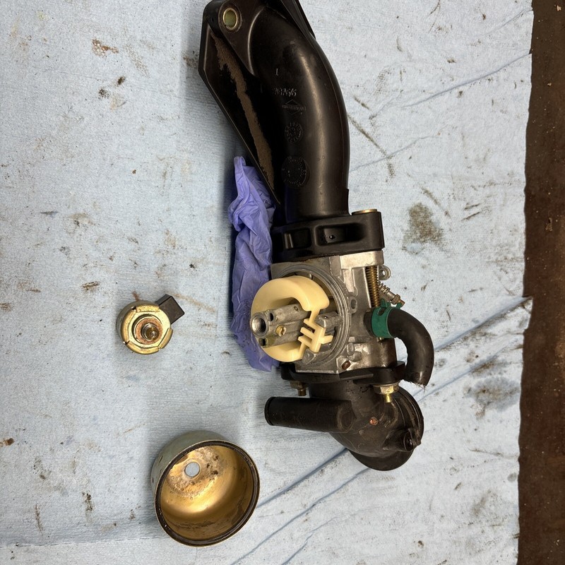 John Deere L108 42” Riding Lawn Mower Briggs Carburetor OEM