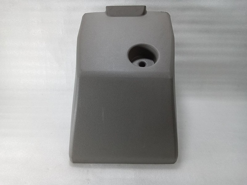 2004-2012 Chevrolet Colorado GMC Canyon Rear Jack Cover Trim 15103891