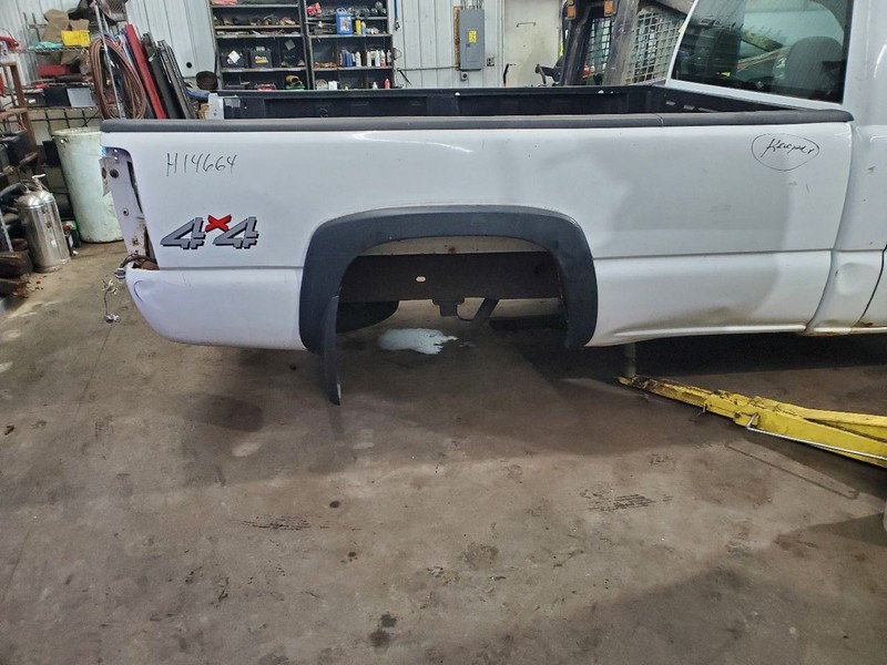 Pickup Box Classic Style Creased Door Skin Fits 99-07 SIERRA 1500 PICKUP 306656