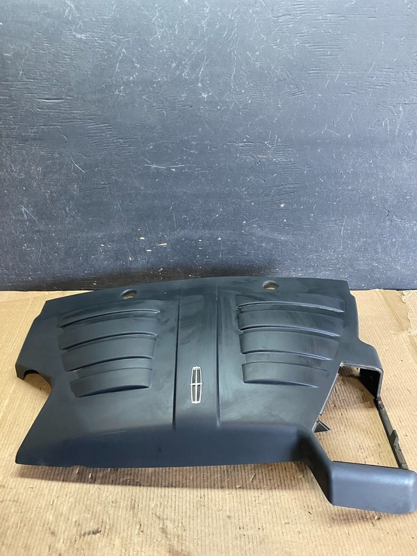 2004 Lincoln Aviator Engine Motor Cover N8355 PS