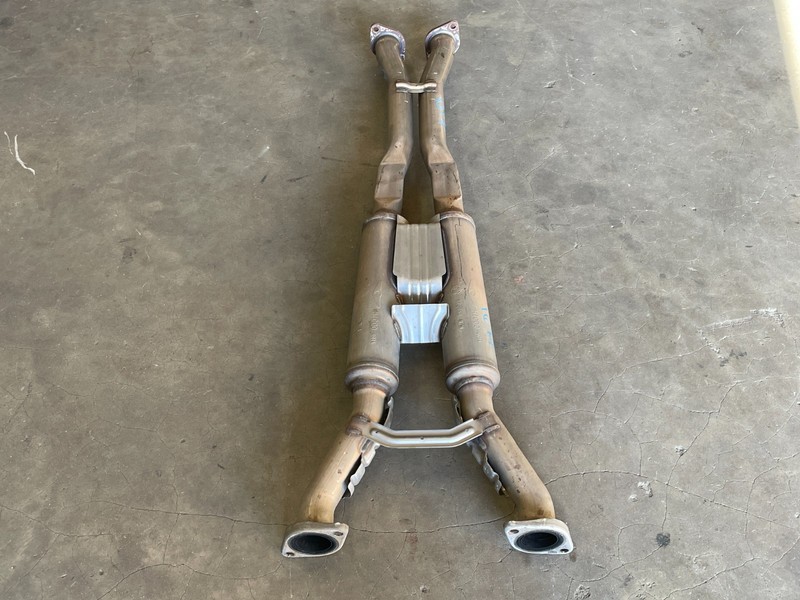 18 19 20 Genesis G80 Exhaust Center Muffler Resonator Tube Pipe 3.3L 1617 OEM