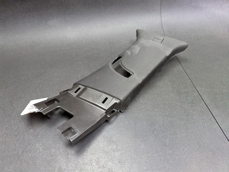 Center Right B Pillar Upper Trim Panel 2022 Cadillac CT4 84775933 2020 2021