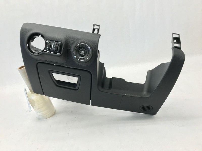 14 15 16 17 MASERATI GHIBLI KNEE TRIM LEFT DRIVER SIDE OEM BLACK START BUTTON