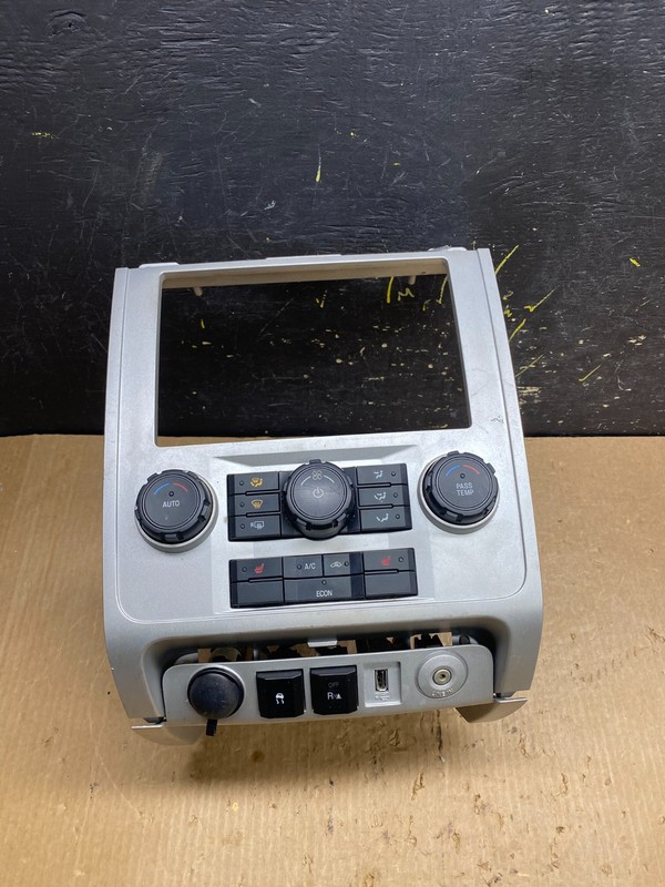 2009 to 2012 Ford Escape Ac Heater Climate Radio CD Player Control Oem z4419DG