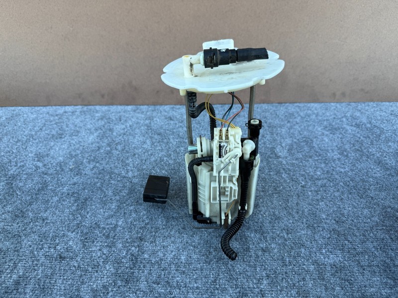 INFINITI Q50 Q60 2016-2024 OEM FUEL PUMP WITH LEVEL SENSOR ASSEMBLY 3.0T
