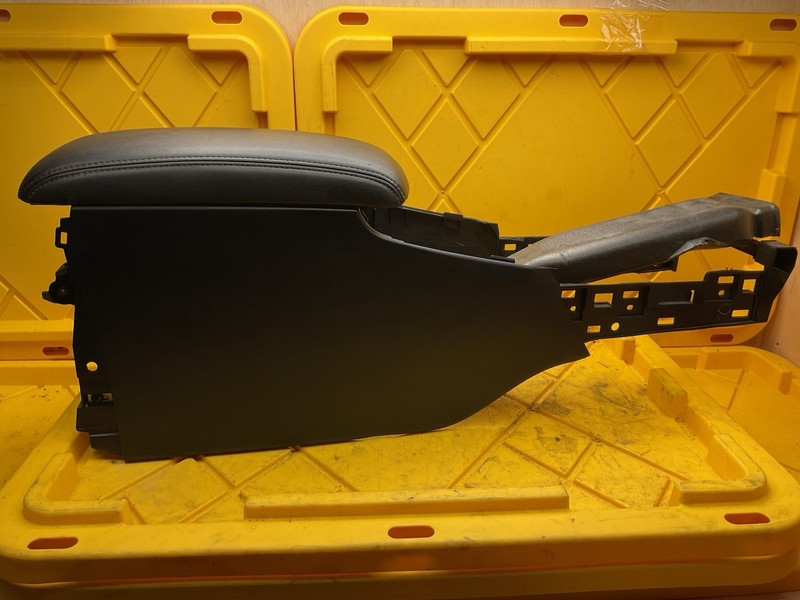 2011-2019 Infiniti M37 M56 M35h Q70 Front Center Console Armrest Lid Cover OEM