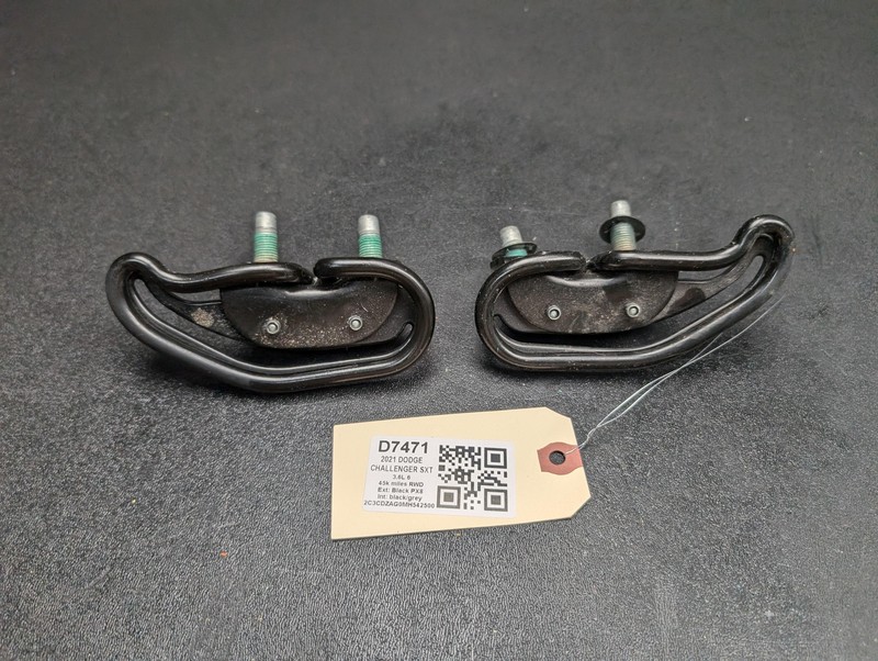 2PC Front Right & Left Seat Belt Guide Set 2021 Dodge Challenger 2015 2016 -2023
