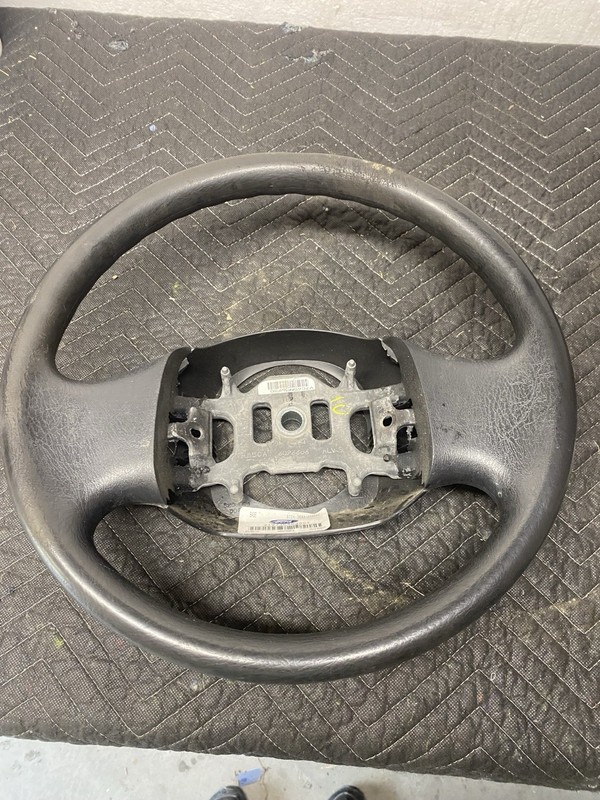 Ford 99-14 E250 Van Steering Wheel Black