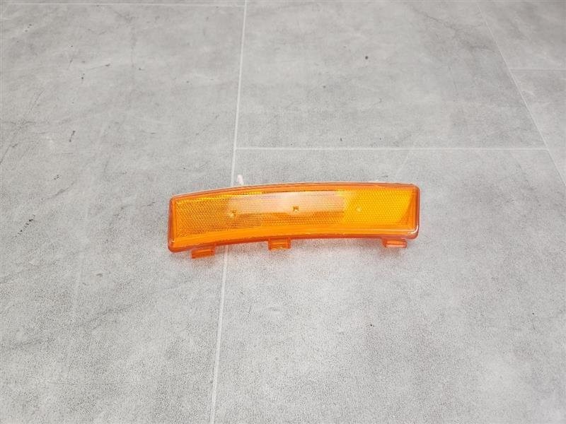 2006-2009 Nissan 350z Front Passenger Side Marker Reflector Right RH Bumper OEM