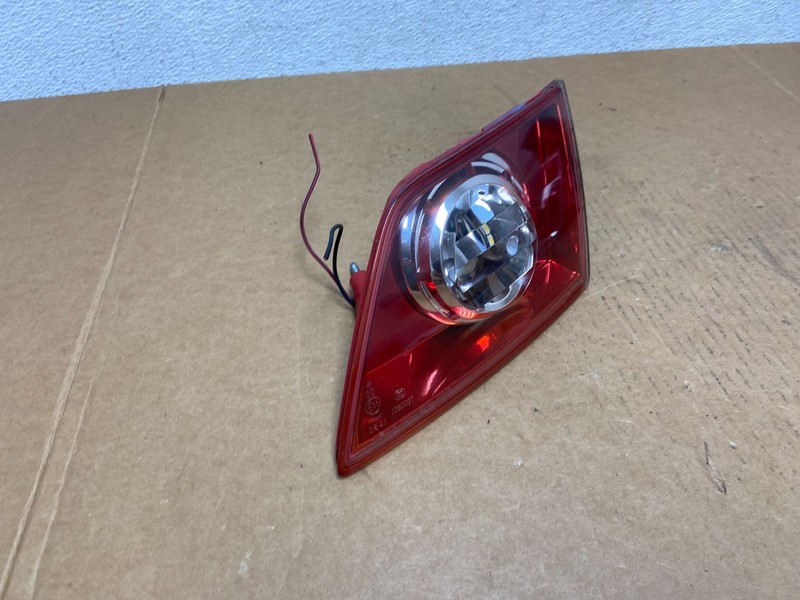 2003-2005 Infiniti FX35 FX45 Right Passenger Red Inner Tail Light OEM AD9060 DW