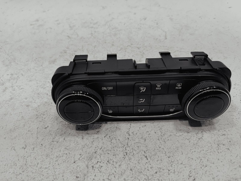 2024-2025 BUICK ENVISTA FRONT AC HEATER HVAC CLIMATE CONTROL SWITCH UNIT OEM