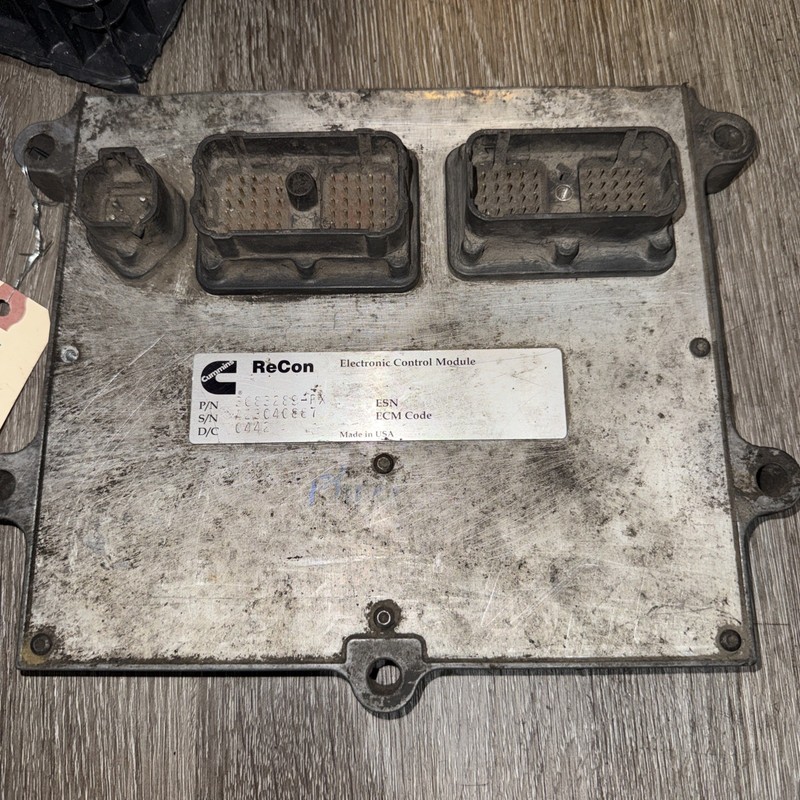2003-2007 CUMMINS ISX ECM PART# 3683289-RX ( Core)