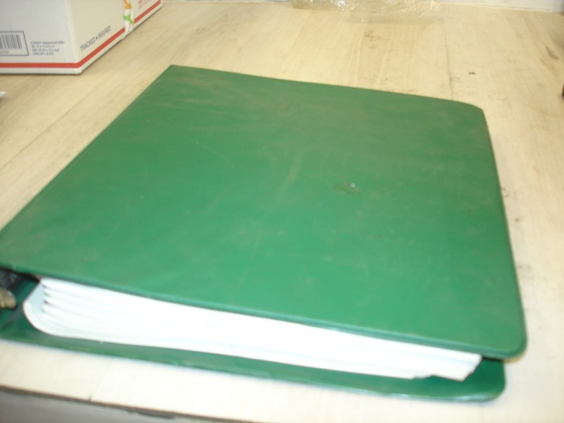 Lot of 7Volkswagen Routan Self Study program service trainingbinder