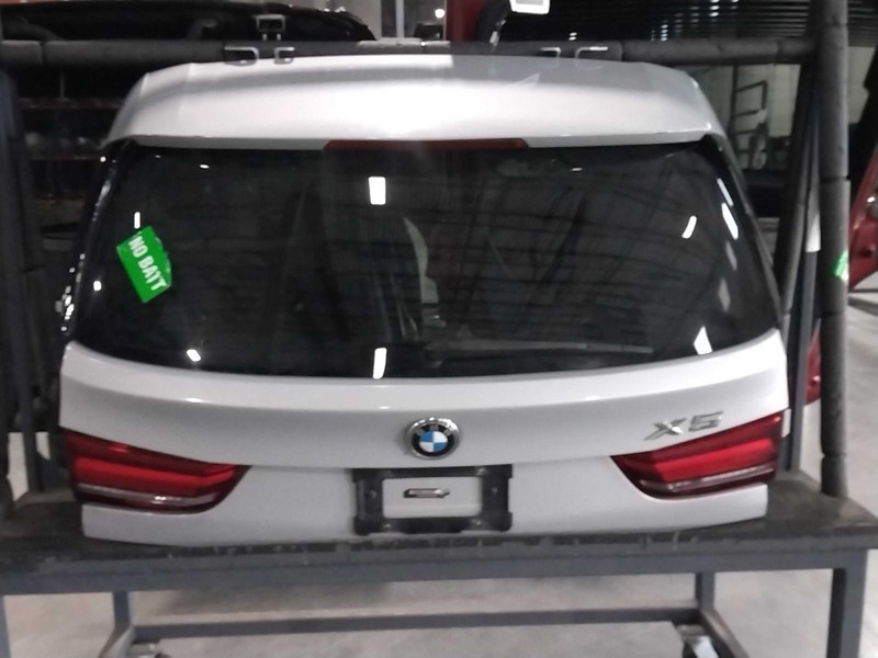 Used Deck Lid fits: 2017 Bmw X5 upper privacy tint glass w/o camera Grade A