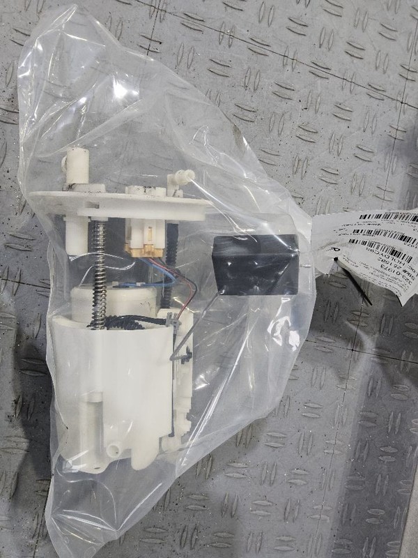 2011-2015 Lincoln MKX Fuel Pump Assembly 3.7L FWD