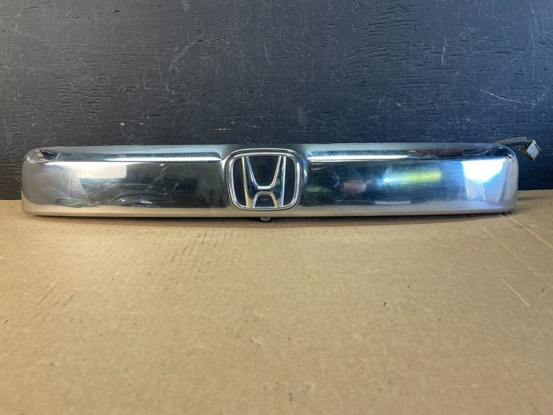 2009-2015 Honda Pilot Tailgate Trunk Handle Bezel Molding Camera AC1916 DG