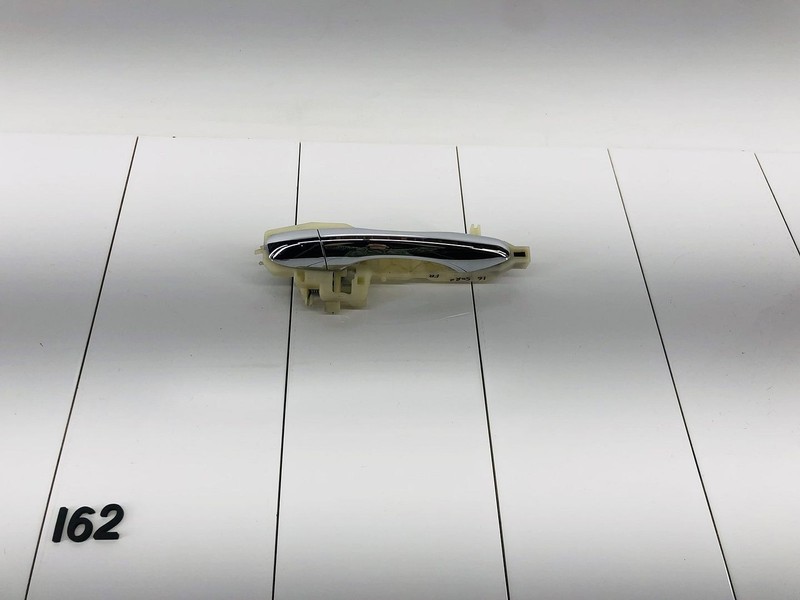16-20 KIA SORENTO FRONT RIGHT PASSENGER SIDE EXTERIOR DOOR HANDLE CHROME OEM