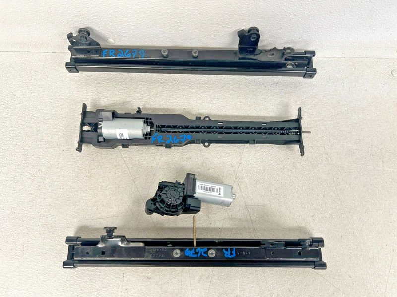 ⭐2019-2025 CADILLAC XT4 FRONT RIGHT SIDE SEAT TRACK RAIL W/MOTOR SET OEM LOT2679