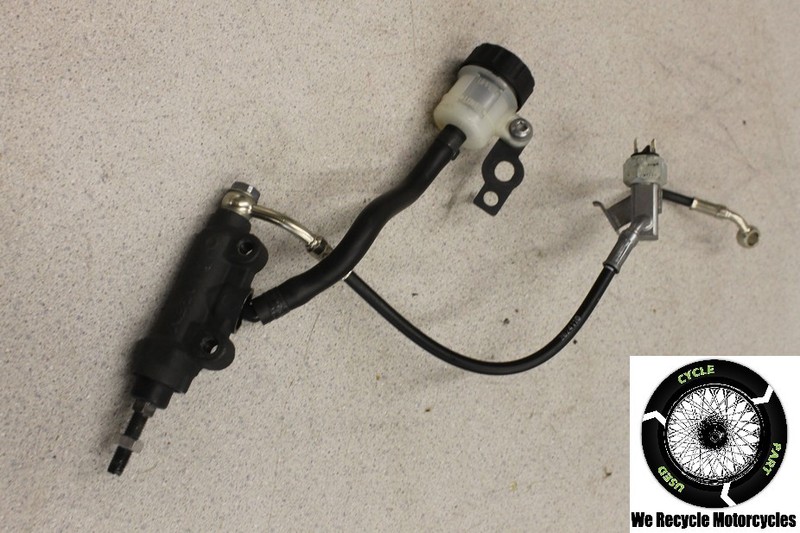 2011 TRIUMPH SPEED TRIPLE 1050 REAR BRAKE CYLINDER RESERVOIR TANK SENSOR OEM 11