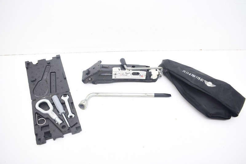 2006 Mini Cooper S R52 SPARE TIRE JACK WRENCH TOOL KIT SET WITH CASE OEM KW87