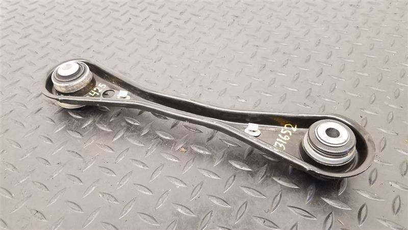 18-23 Chevrolet Traverse Rear Lower Suspension Link OEM 84606181