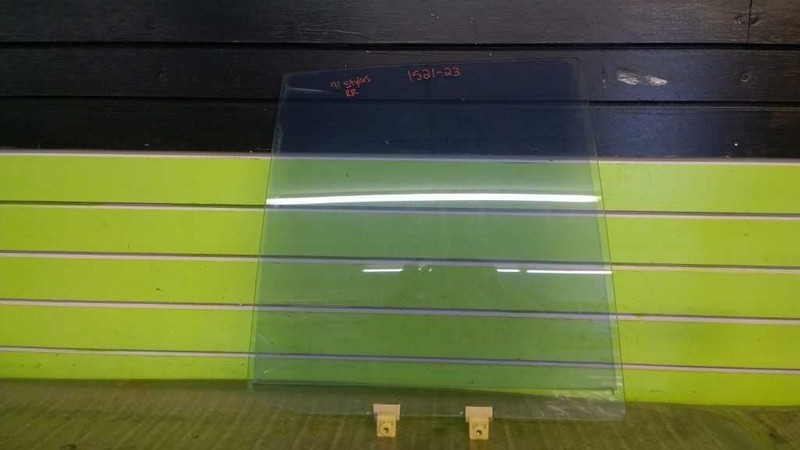 91 ISUZU STYLUS XS SDN PASSENGER RIGHT REAR WINDOW DOOR GLASS OEM 1521-23