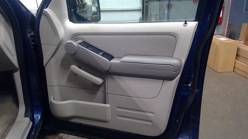 EXPLORER2006 Passenger Right Front Door Trim Panel 1787128