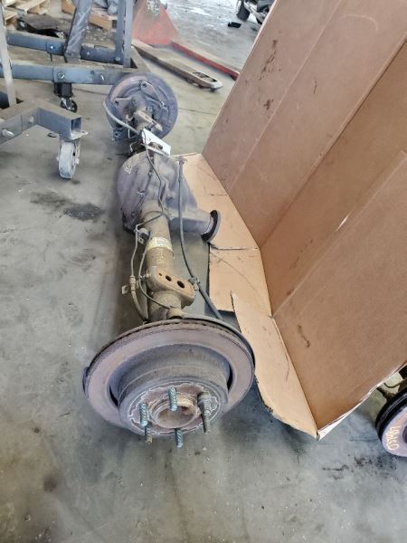 Rear Axle 8.8" Ring Gear 5.0L 3.31 Ratio Fits 15-17 FORD F150 PICKUP 271211