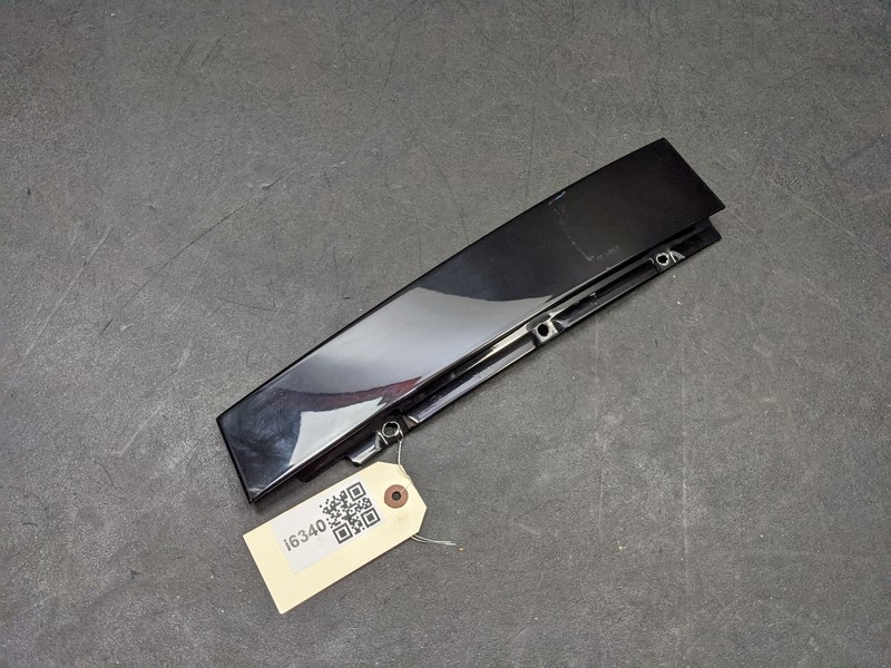 Rear Right Door Window Front Side Molding 2016 Volvo S60 30784002 2014 - 2018