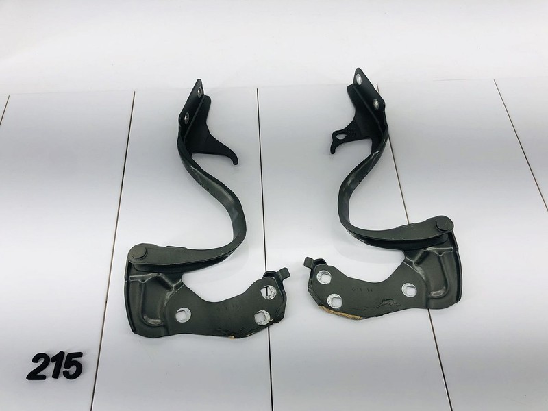12-19 FIAT 500L 1.4L L4 FRONT RIGHT & LEFT SIDE HOOD HINGE SUPPORT SET OEM