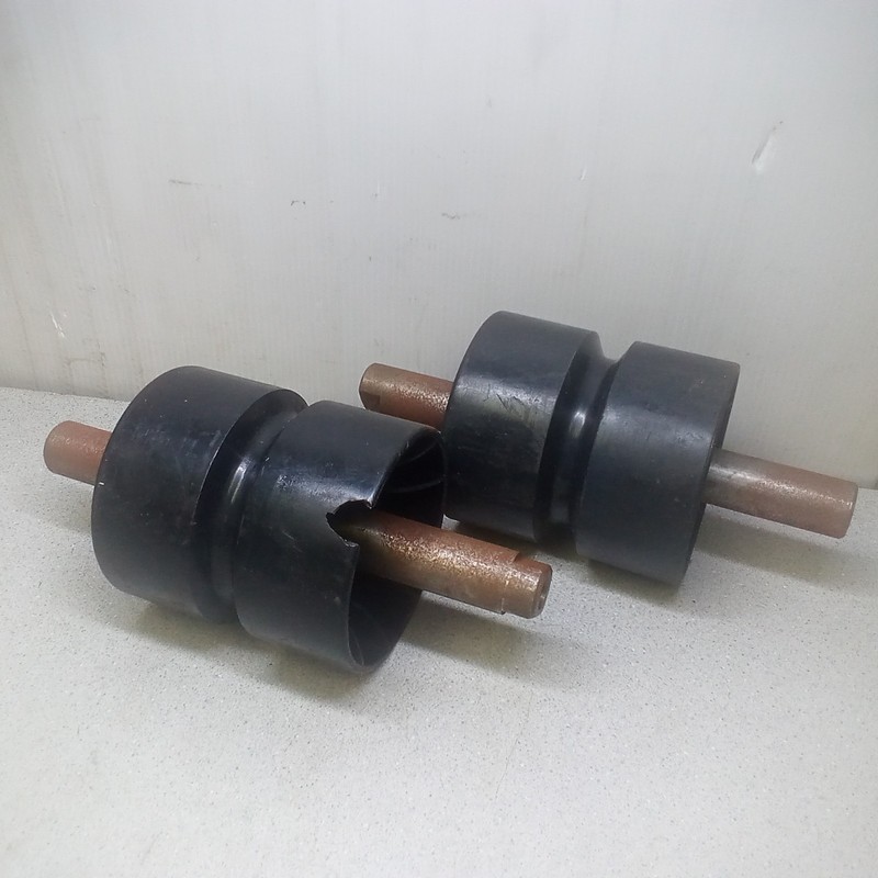 Lot of 2, Cosveyor Pulley Conveyor Rollers, 9" Total, 4-1/2" Roller & Bearing