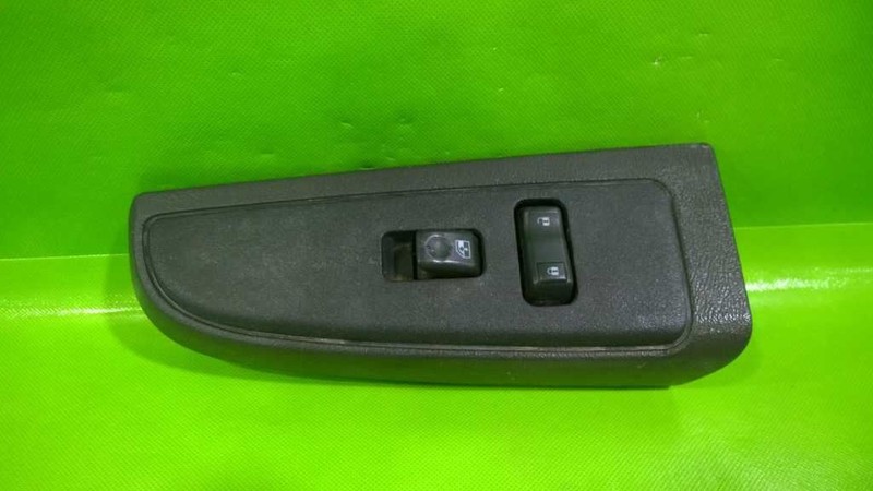 03-05 SILVERADO EXT CAB PASSENGER RIGHT FRONT WINDOW LOCK SWITCH OEM 4416-7