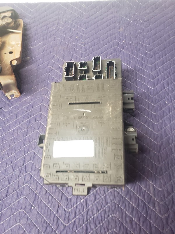 2004-2007 Ford F150 Fuse Box Power Distribution Under Dash