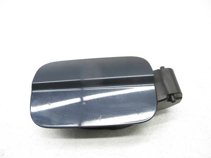 12-18 AUDI C7 A6 S6 SEDAN GAS FUEL LID FILLER DOOR COVER CAP OEM 090523