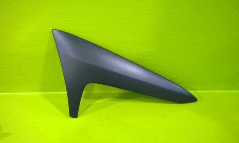 16 17 18 19 20 21 22 23 CX-9 LIFTGATE HATCH SPOILER MOLDING OEM 3476-35