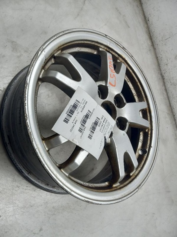 Wheel Prius VIN Du 7th And 8th Digit 15x6 Alloy Silver Fits 10-15 PRIUS
