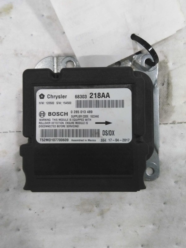 Used Air Bag Module fits: 2017 Ram Dodge 1500 pickup Air Bag below console Crew