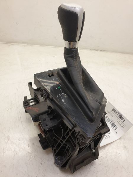 19 20 21 TOYOTA COROLLA 2.0L AUTOMATIC TRANSMISSION SHIFTER ASSEMBLY