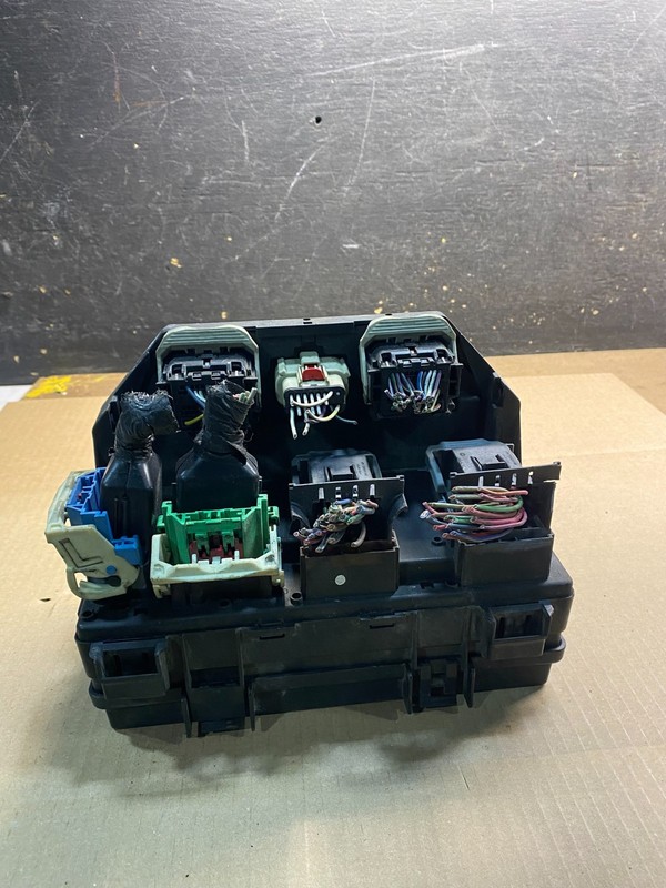 2007 Liberty Nitro TIPM Power Integrated Fuse Box Module OemZ5094 DG