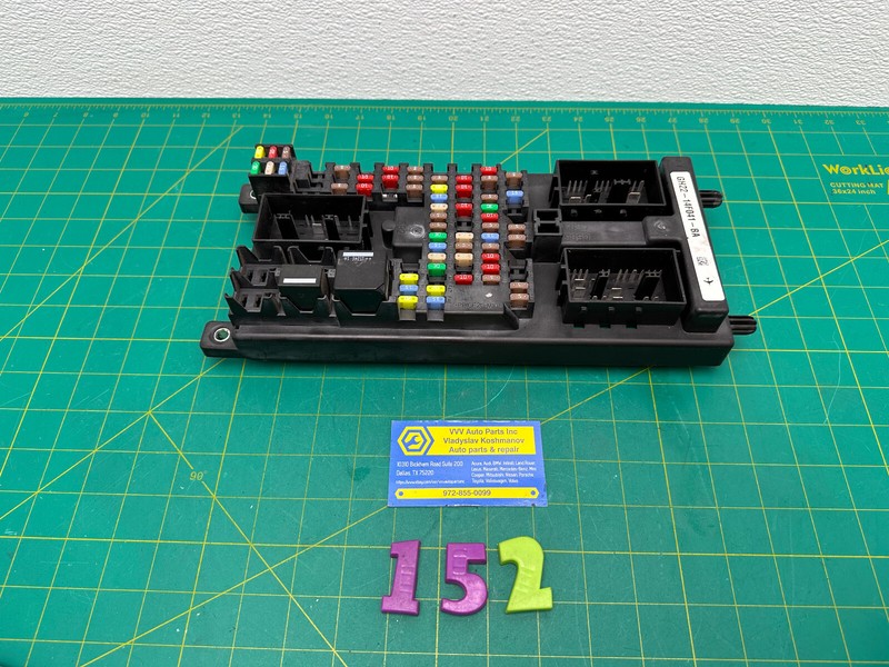 15-16 LAND ROVER LR4 SAM FUSE RELAY BOX CONTROL MODULE OEM