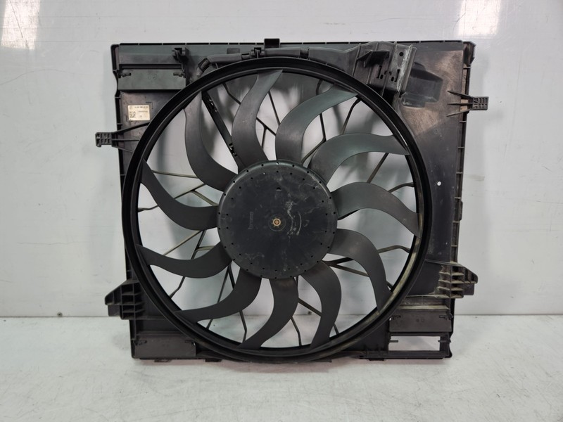 ✅ 12-19 OEM Mercedes X166 GL63 AMG Engine Radiator Cooling Fan Assembly